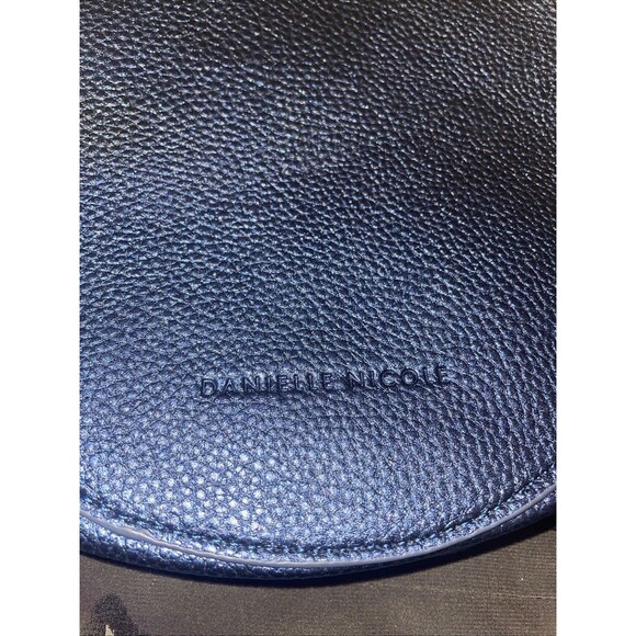 Danielle Nicole X Disney Princess And The Frog Tiana Crossbody Bag - Picture 5 of 16